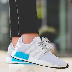 ADIDAS NMD R1 J • BRIGHT CYAN SZ 6.5y fits 8.5 Wmn